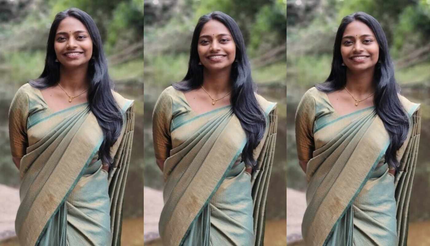 Sexy Tamil Girl Showing