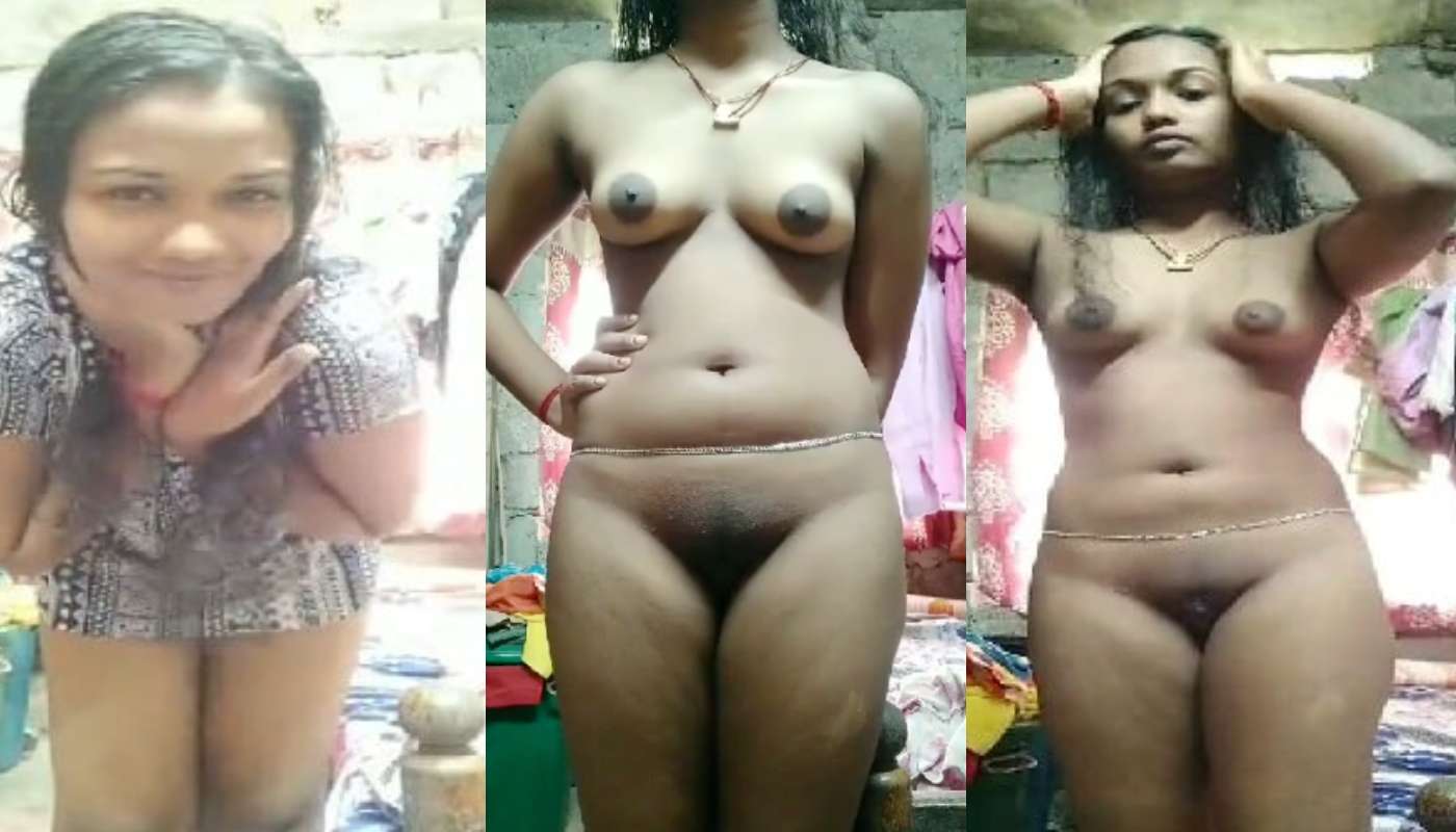 Village Masalaseen girl ka nude show