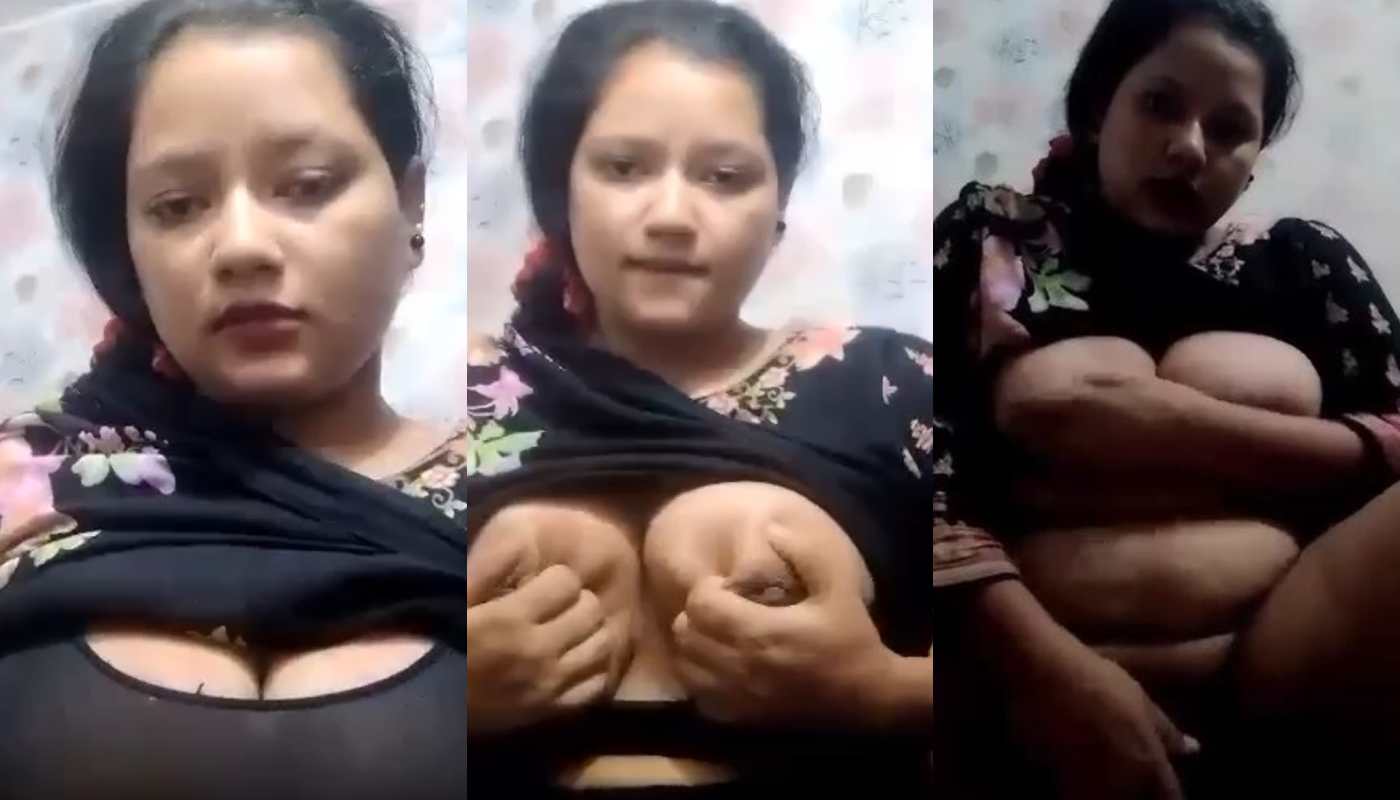 BigBoob Sexy Bengali Horny Tanker Bhabi Showing Pressing Big Boobs and Fingering