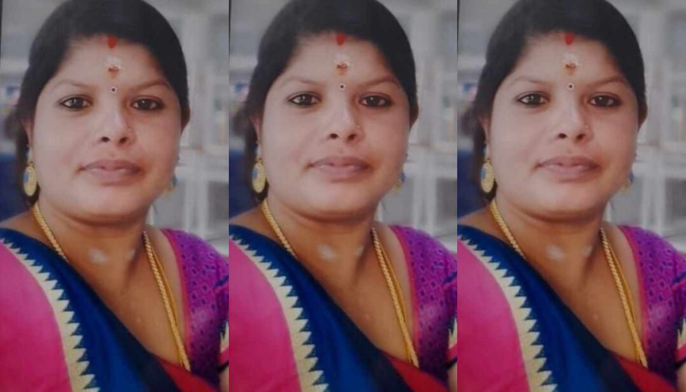 Tamil Shy Aunty Giving Blowjob